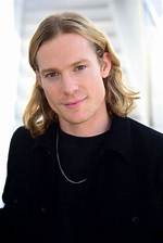Unveiling the Personal Life of Sam Reid: Is Sam Reid Actor Married?