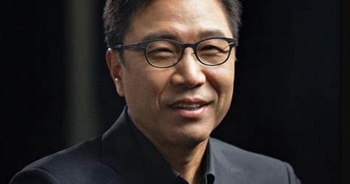 Unveiling the Wealth of Lee Soo Man: a Dive into His Net Worth
