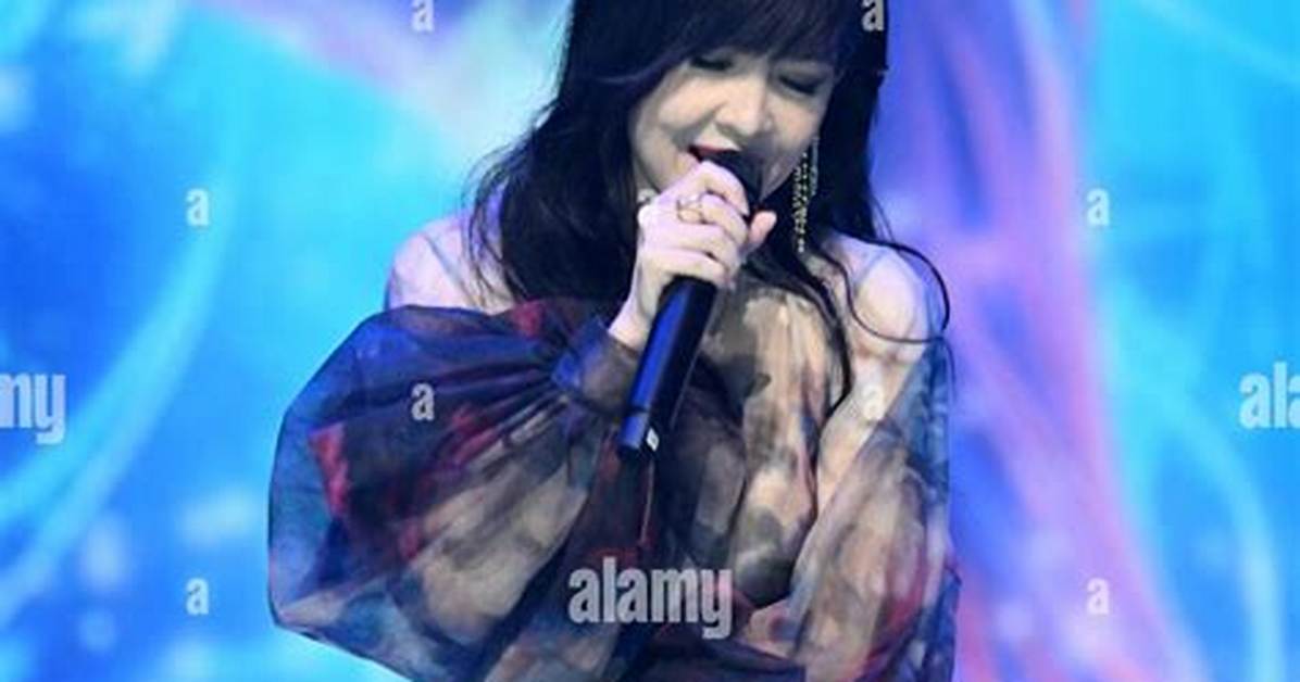 Vivian Chow ·