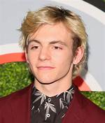 What Ethnicity Is Ross Lynch? Celebrity. Fm #1 Official Stars, Business & People Network, Wik