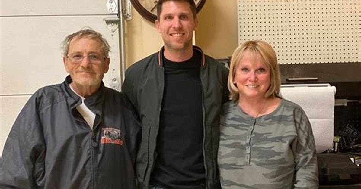 Who Are Dennis and Mary Lou Hamlin? Denny Hamlin Parents