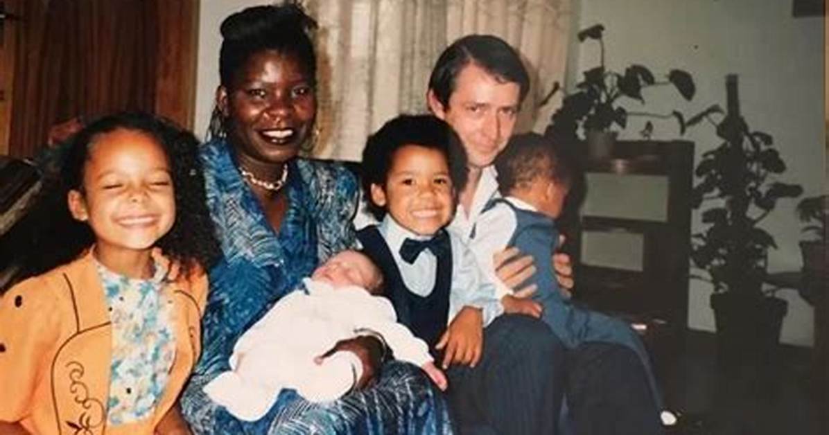 Who Are Esther and Graham Bartlett?
