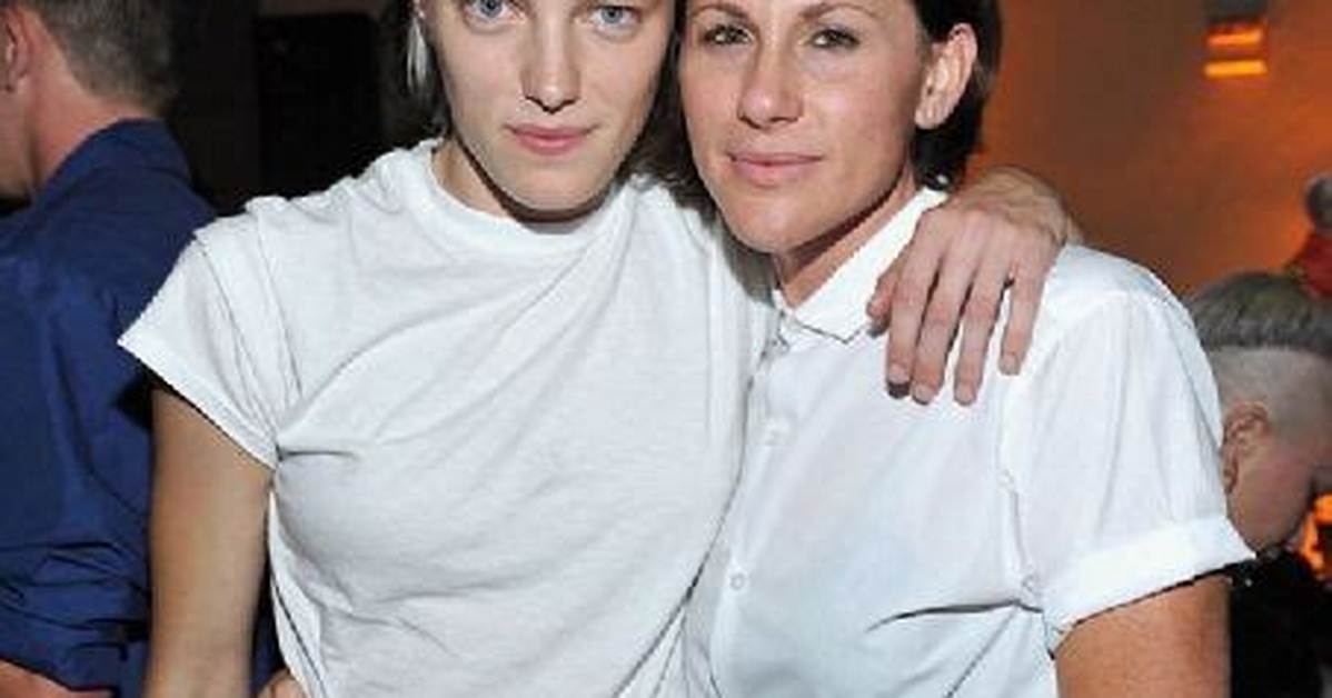 Who Is Erika Linder Dating Now