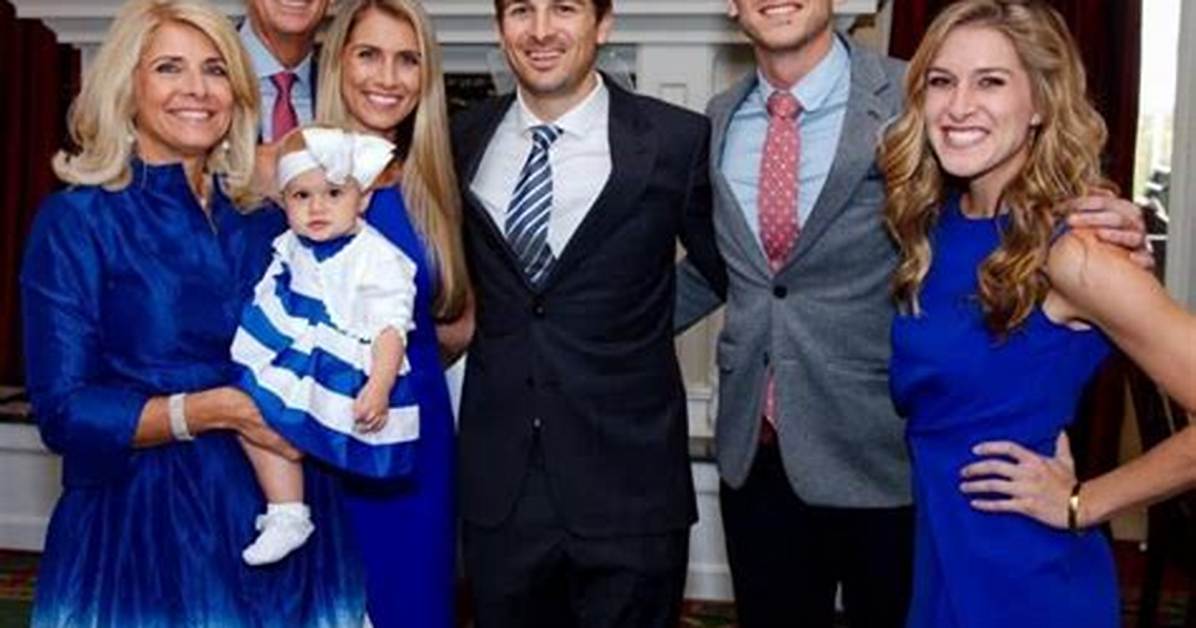 Who Is Jac Collinsworth Wife or Girlfriend Nicole De Francisco? Explore More About Sports Broadcaster