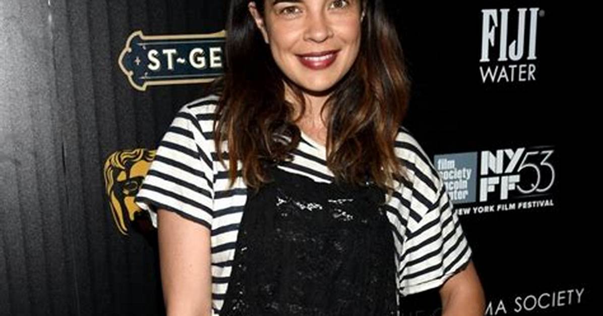 Zuleikha Robinson Net Worth – How Much Is Zuleikha Robinson Worth?
